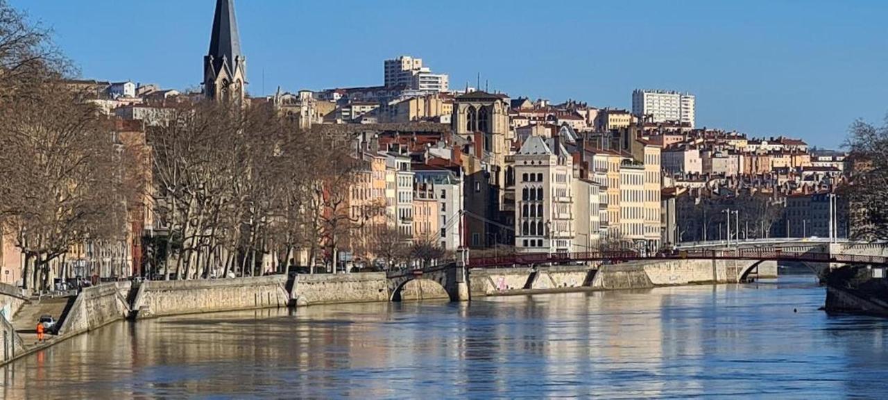 Porte Du Vieux Lyon, Vue Sur La Saone Екстериор снимка